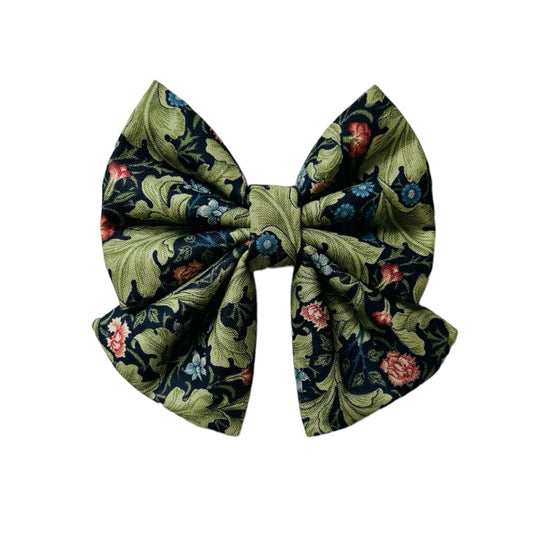 Olive Filigree Sailor Bow